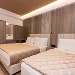 Hotel Joni 4*