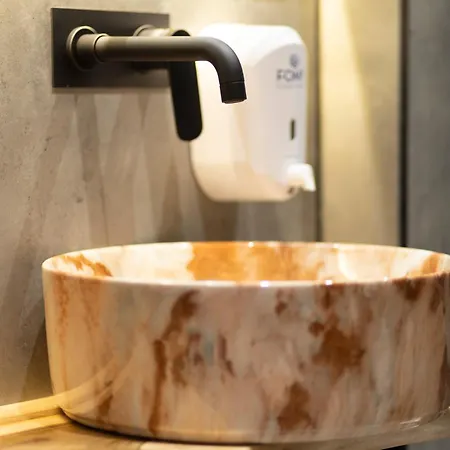 Joni 4* كساميل