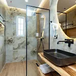 Joni Hotel 4*