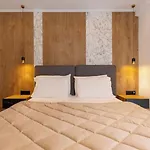 Joni Hotel 4*